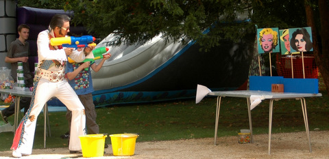 Having a go at squirting the other icons